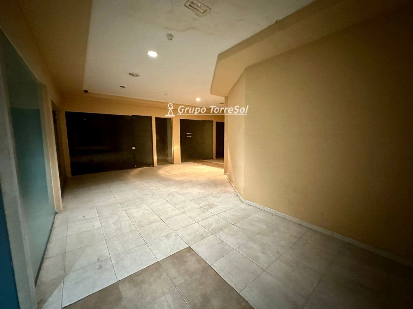 Commercieel te koop in El Vendrell - € 15.000 (Ref: 9552572)