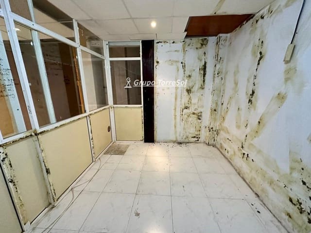 Commercieel te koop in El Vendrell - € 15.000 (Ref: 9552572)