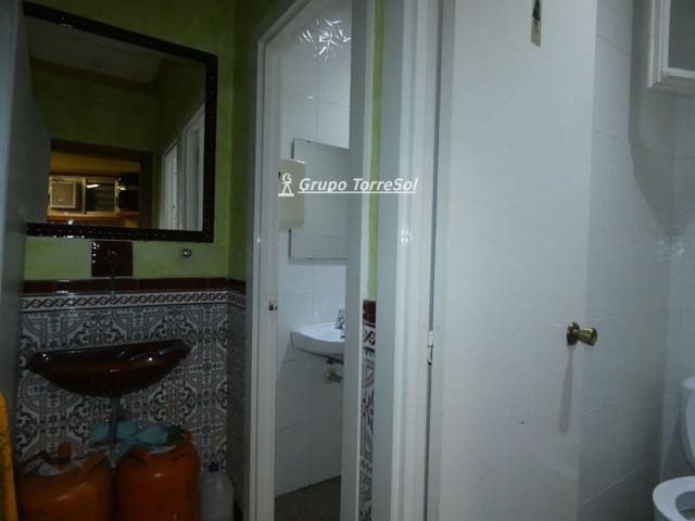 Commercieel te koop in El Vendrell - € 157.500 (Ref: 9552582)