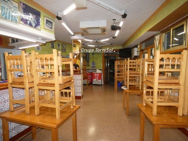 Commercieel te koop in El Vendrell - € 157.500 (Ref: 9552582)