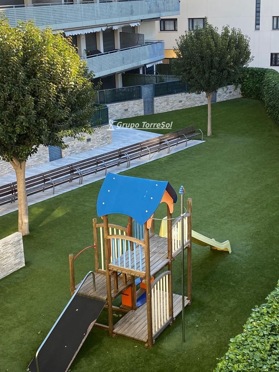 3 bedroom Flat for sale in El Vendrell with pool garage - € 265,000 (Ref: 9552589)