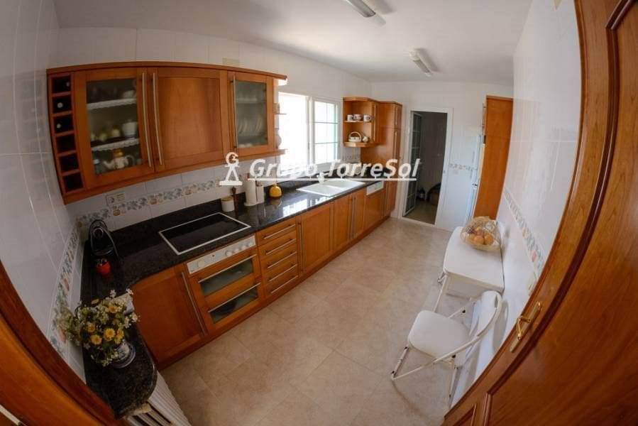 4 soverom Villa til salgs i Calafell med svømmebasseng garasje - € 550 000 (Ref: 9553133)