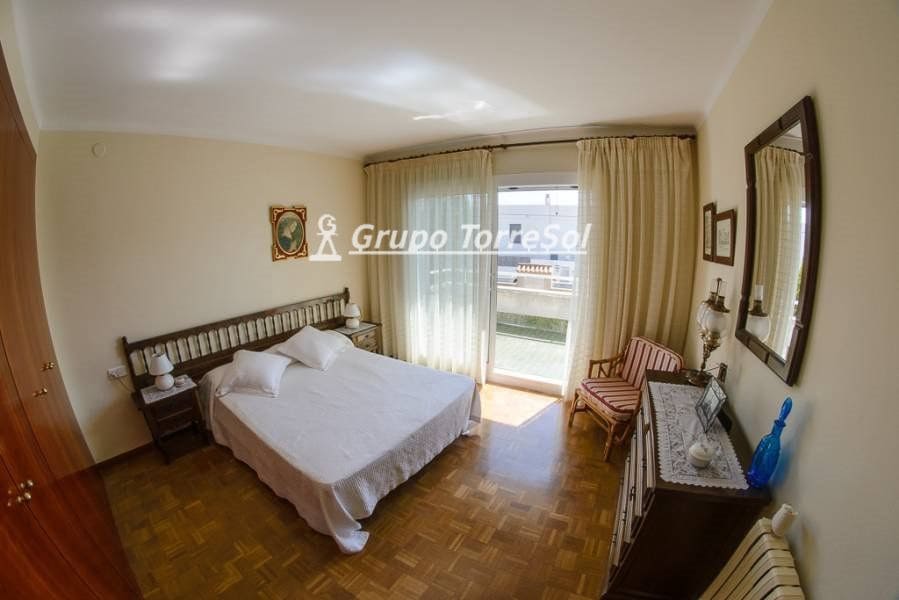 4 soverom Villa til salgs i Calafell med svømmebasseng garasje - € 550 000 (Ref: 9553133)