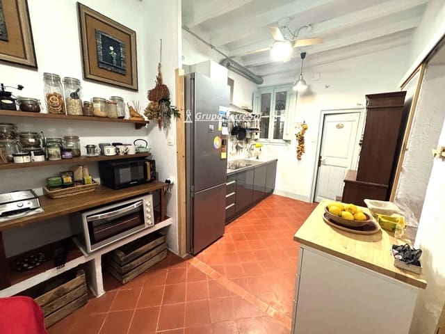 3 bedroom Villa for sale in Torredembarra - € 225,000 (Ref: 9553243)