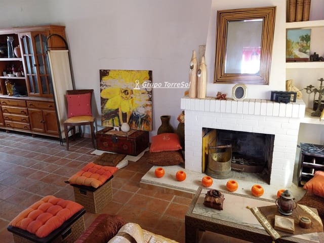 4 slaapkamer Villa te koop in Bellvei - € 235.000 (Ref: 9559171)