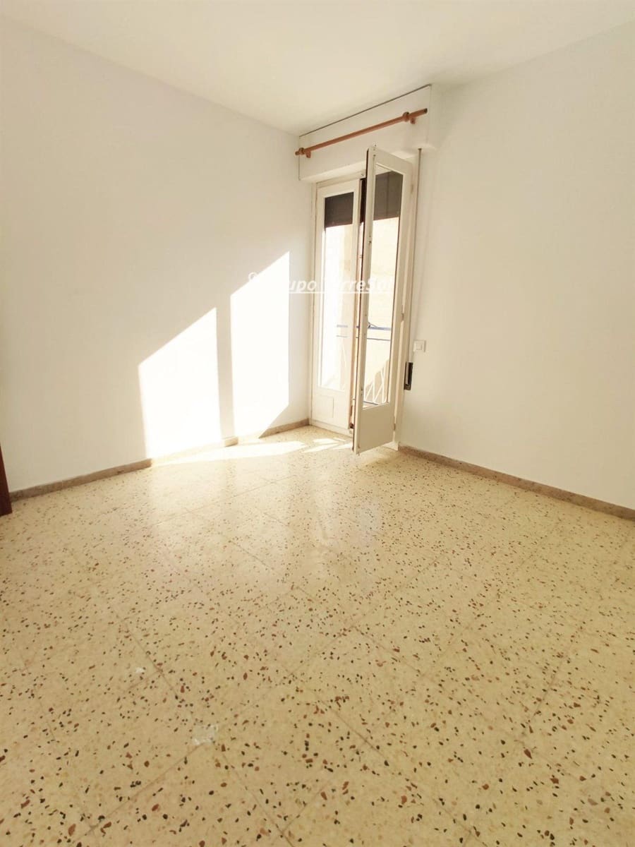 3 bedroom Flat for rent in Altafulla - € 718 (Ref: 9566724)