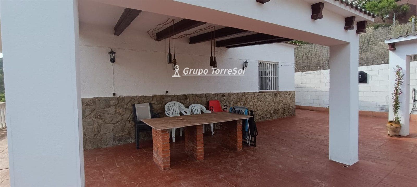 4 slaapkamer Villa te koop in Olivella met zwembad - € 330.000 (Ref: 9567911)