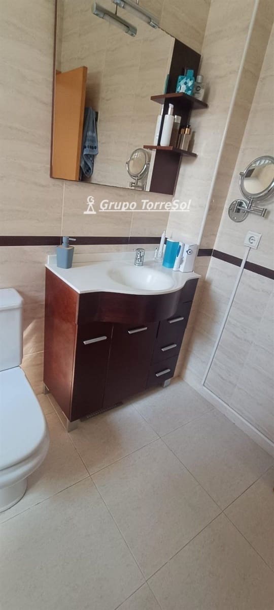 3 bedroom Townhouse for sale in Banyeres del Penedes - € 230,000 (Ref: 9570381)