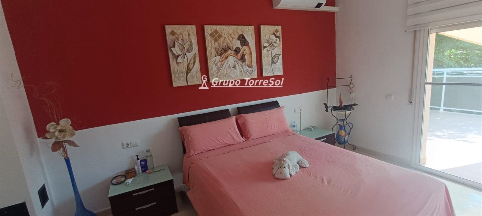 3 bedroom Townhouse for sale in Banyeres del Penedes - € 230,000 (Ref: 9570381)