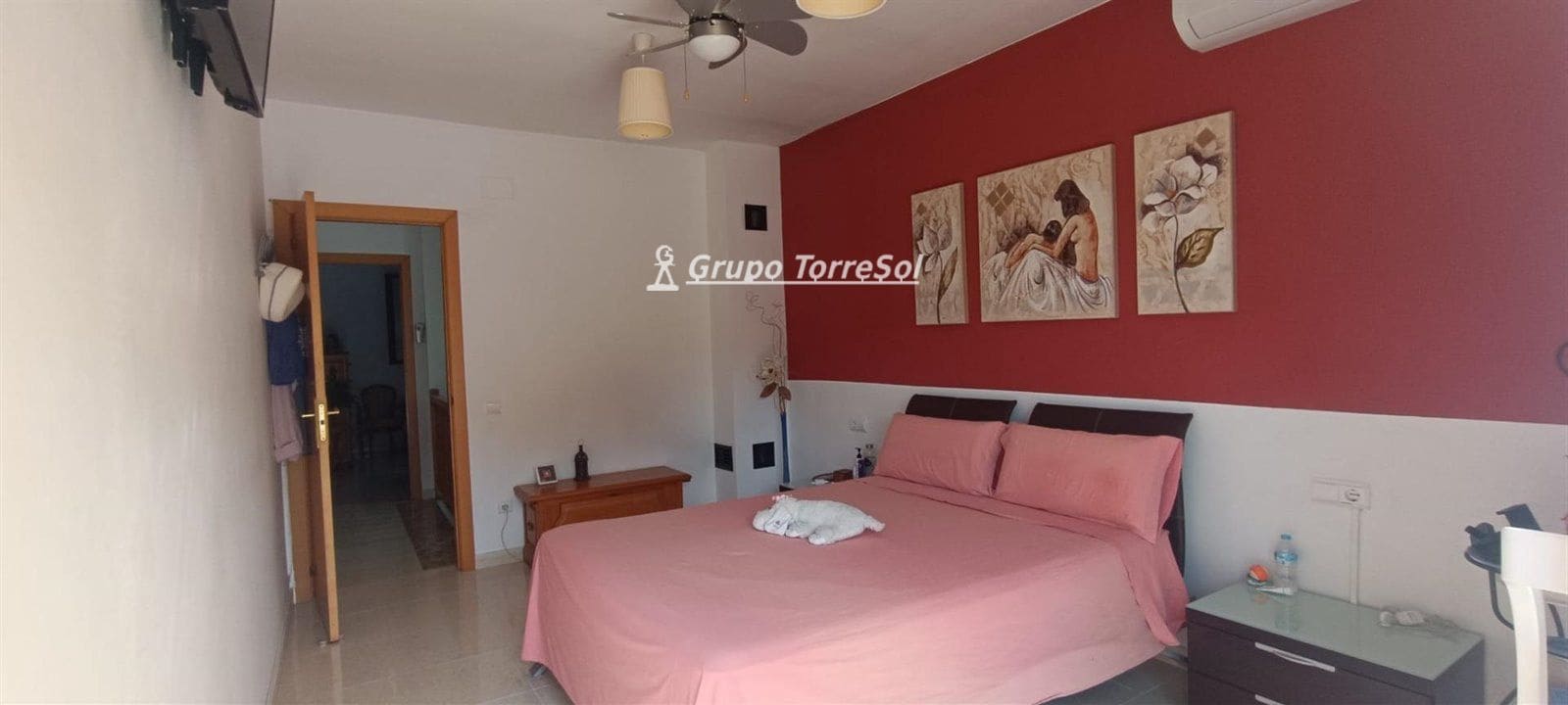 3 bedroom Townhouse for sale in Banyeres del Penedes - € 230,000 (Ref: 9570381)
