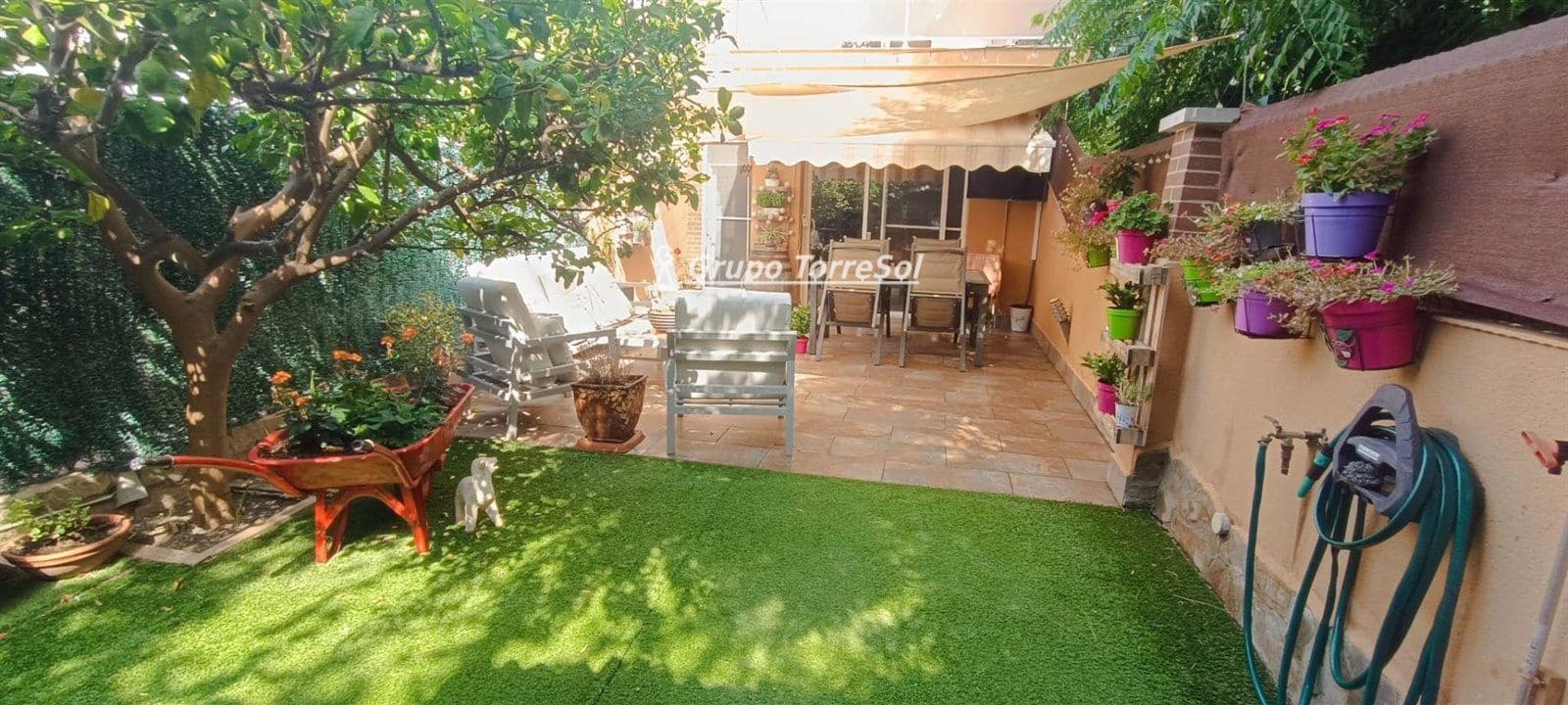 3 bedroom Townhouse for sale in Banyeres del Penedes - € 230,000 (Ref: 9570381)