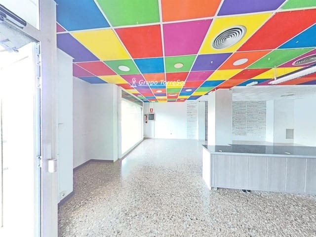 Kommersiell til salgs i El Vendrell - € 110 000 (Ref: 9574854)