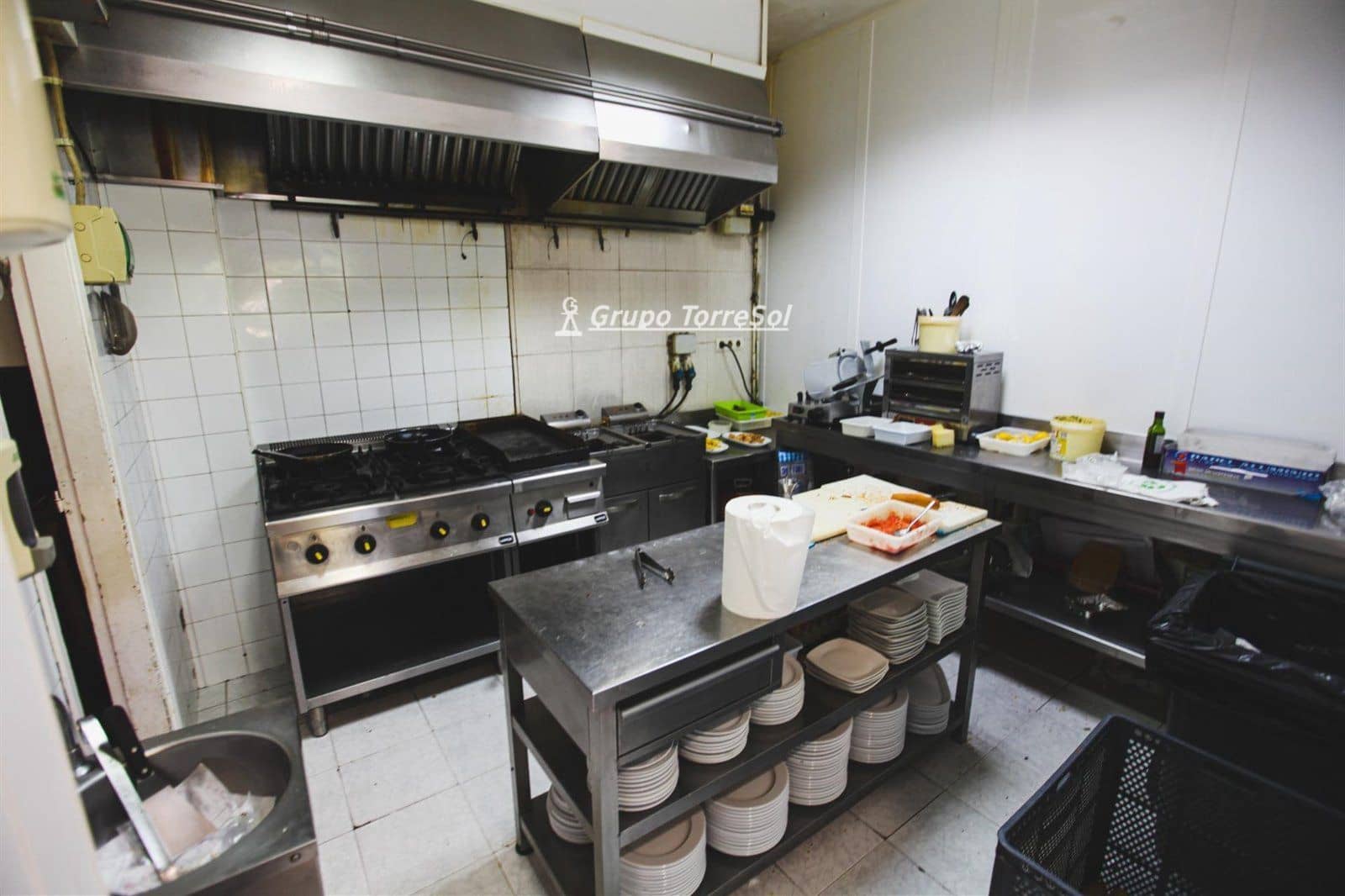 Kommersiell til salgs i El Vendrell - € 360 000 (Ref: 9574857)