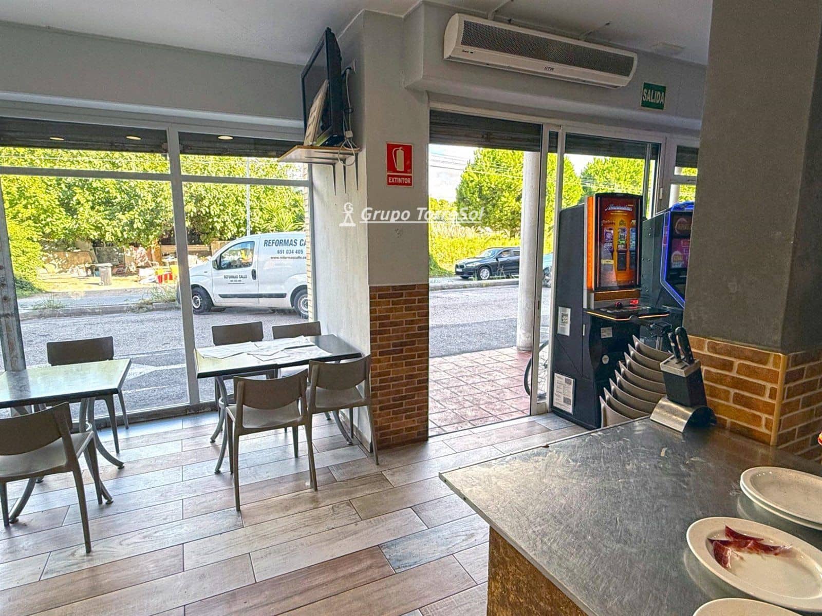 Kommersiell til salgs i El Vendrell - € 360 000 (Ref: 9574857)