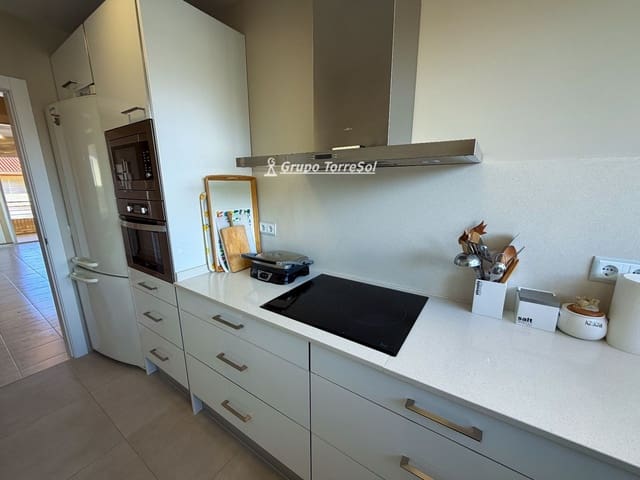 2 Zimmer Penthouse zu verkaufen in El Vendrell mit Pool Garage - 325.000 € (Ref: 9580385)