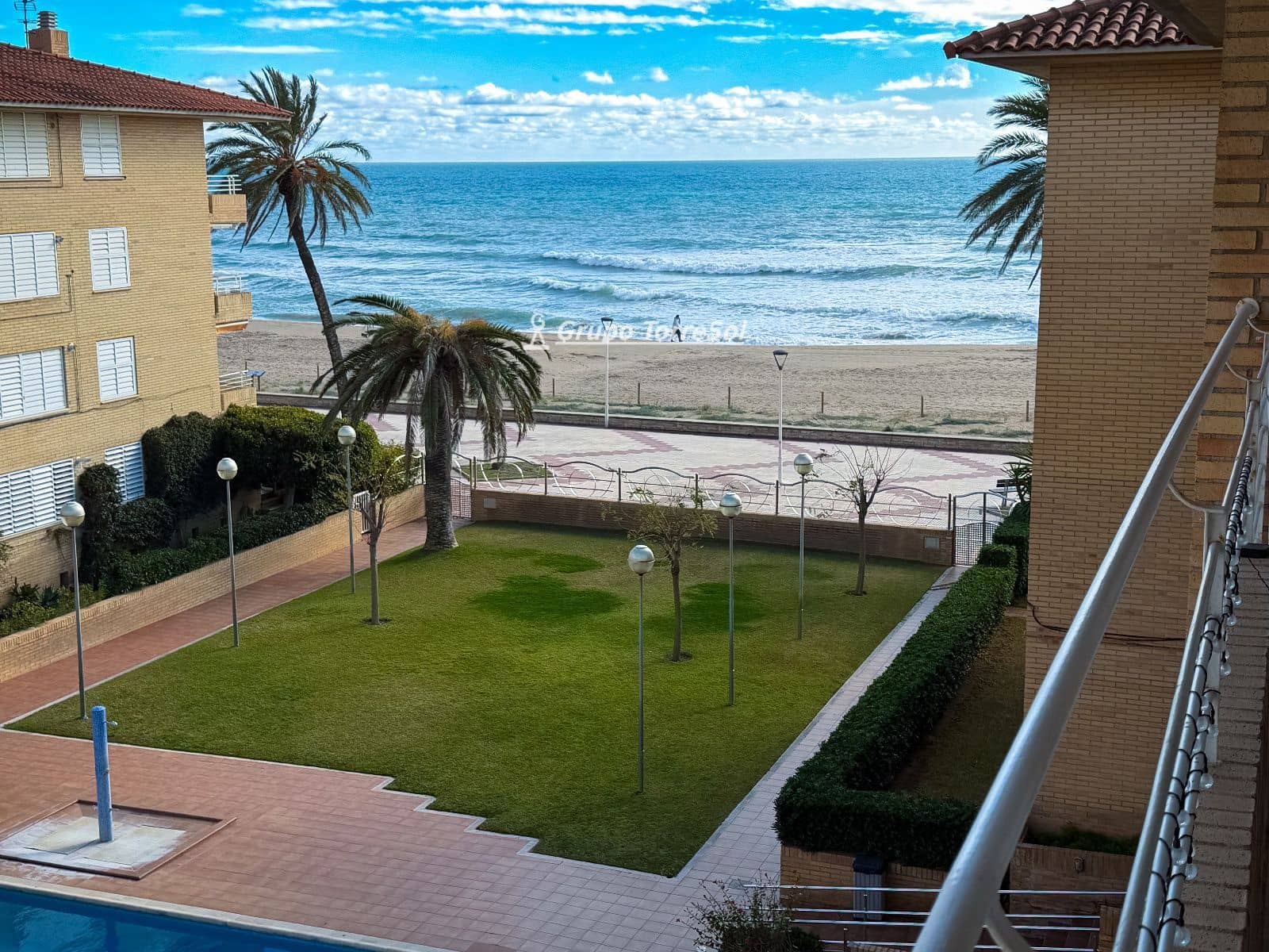 2 Zimmer Penthouse zu verkaufen in El Vendrell mit Pool Garage - 325.000 € (Ref: 9580385)