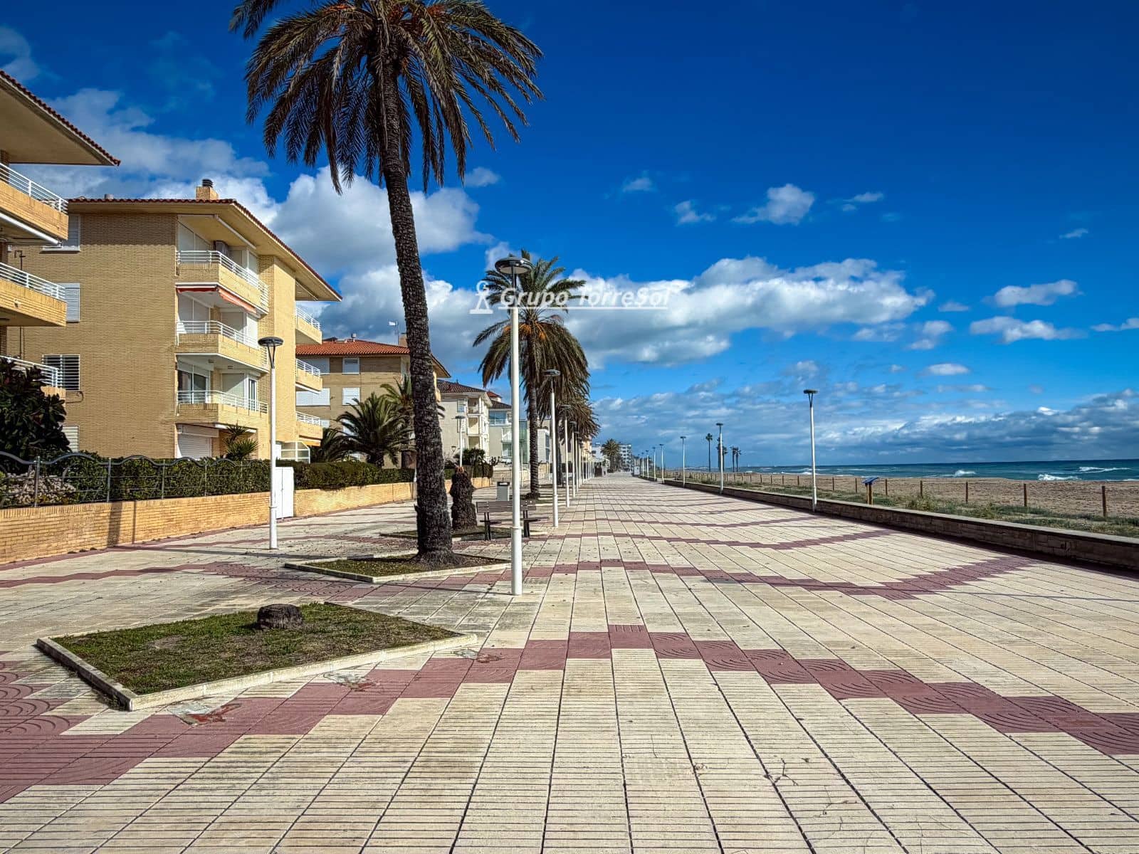 2 Zimmer Penthouse zu verkaufen in El Vendrell mit Pool Garage - 325.000 € (Ref: 9580385)