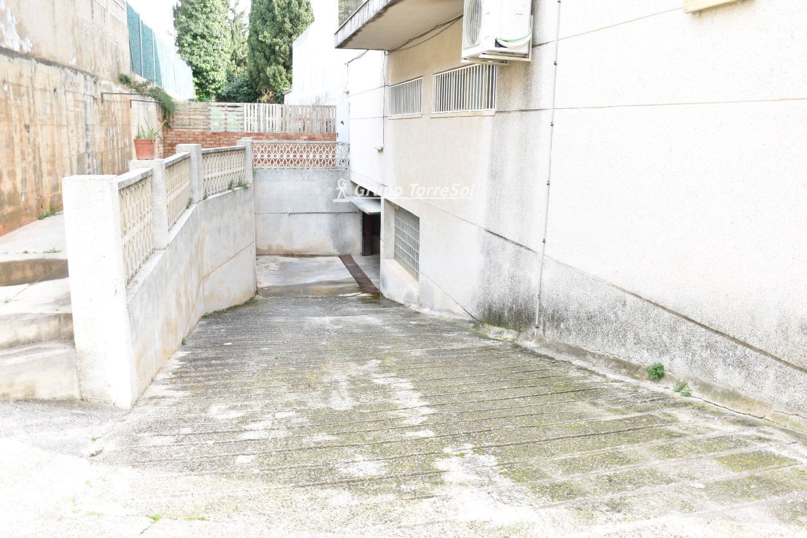 Piso de 3 habitaciones en Segur de Calafell en venta con garaje - 165.000 € (Ref: 9580386)