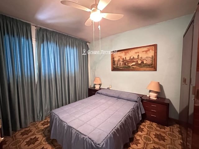 3 slaapkamer Flat te koop in Castellet i la Gornal met zwembad garage - € 199.000 (Ref: 9588453)