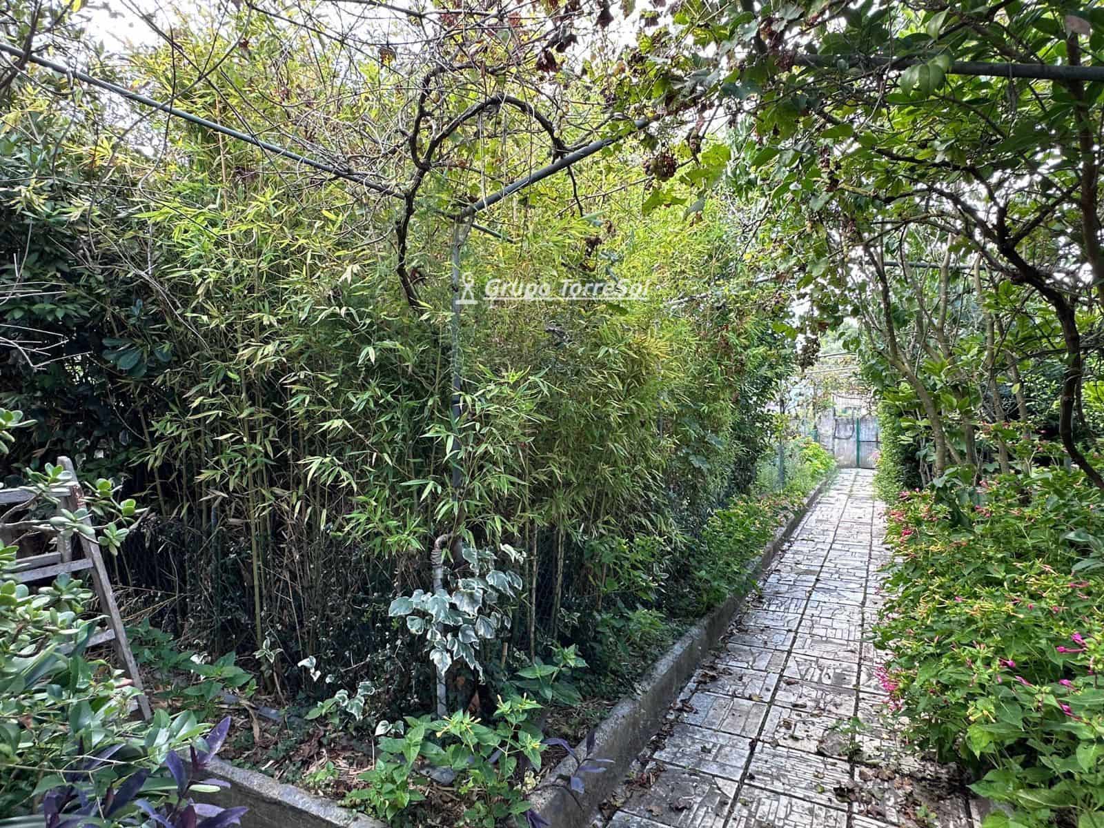 3 slaapkamer Flat te koop in Castellet i la Gornal met zwembad garage - € 199.000 (Ref: 9588453)