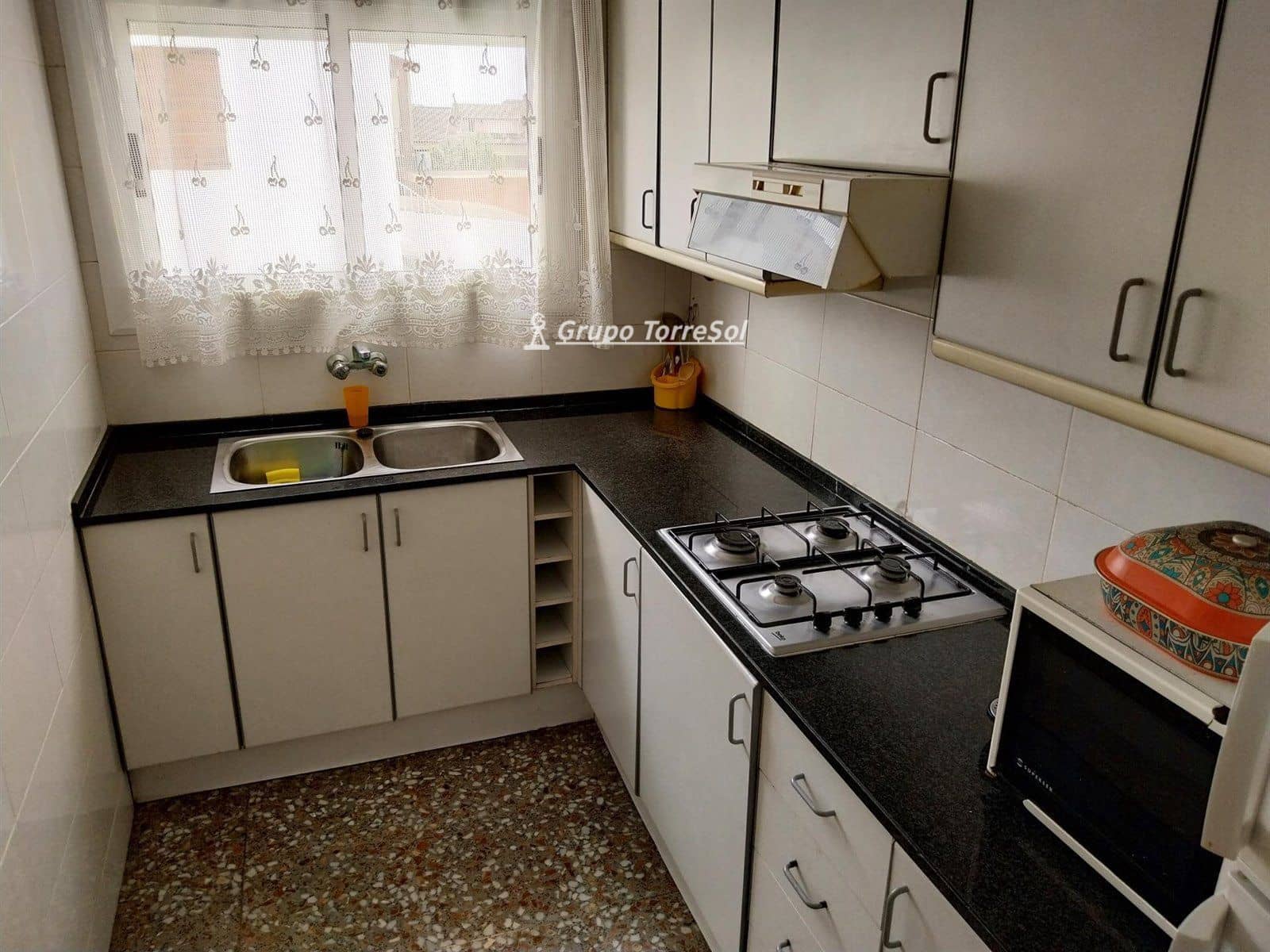 3 soverom Hus til salgs i El Vendrell med svømmebasseng - € 225 000 (Ref: 9596444)