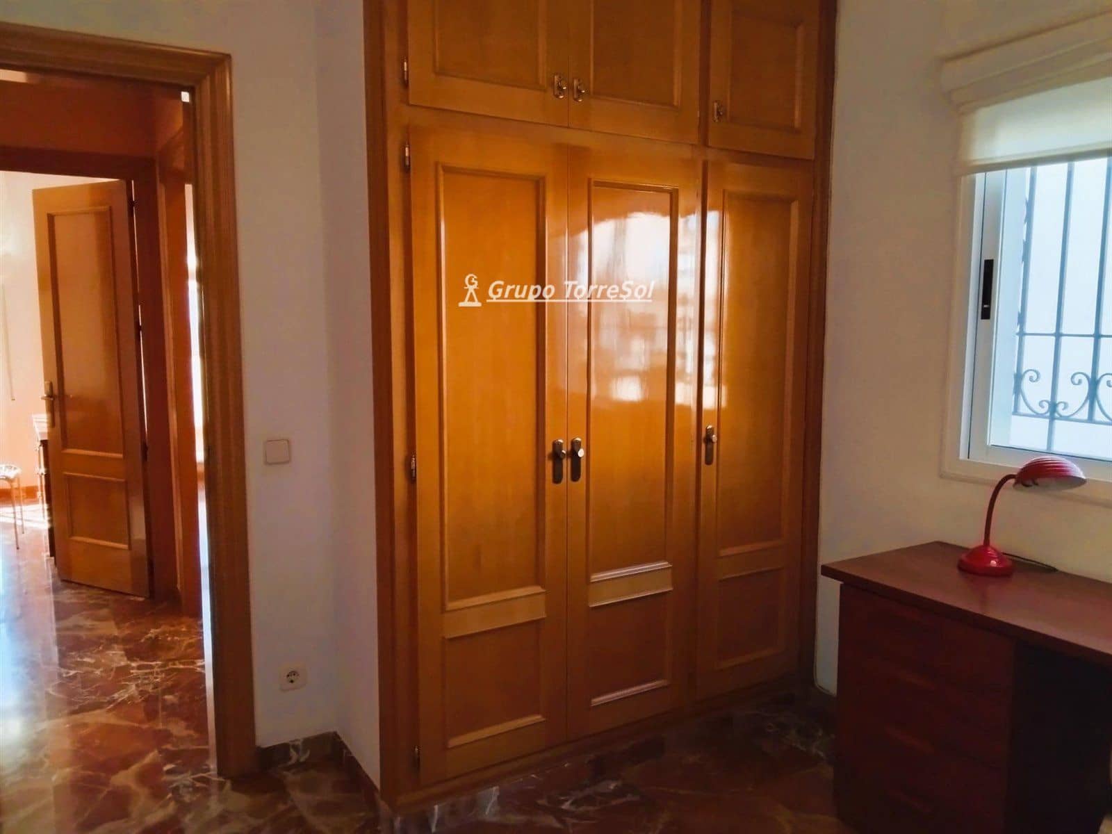 5 slaapkamer Villa te koop in El Vendrell met zwembad garage - € 550.000 (Ref: 9602704)