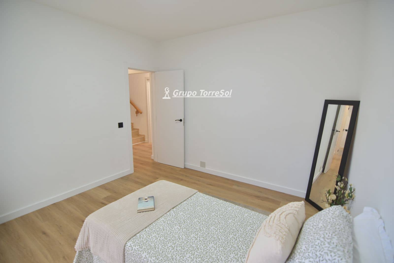 4 bedroom Villa for sale in Segur de Calafell - € 388,000 (Ref: 9606812)