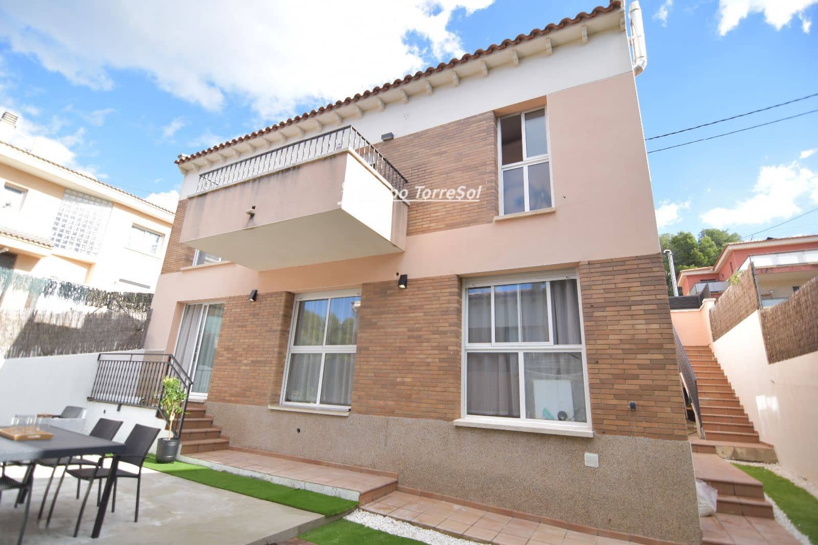 4 bedroom Villa for sale in Segur de Calafell - € 388,000 (Ref: 9606812)