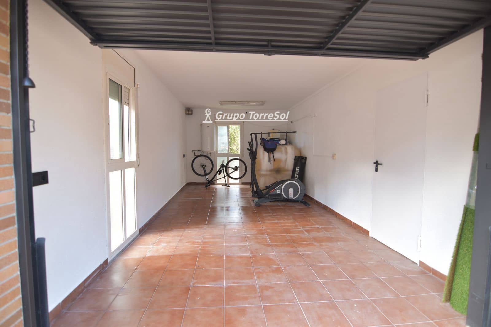 4 bedroom Villa for sale in Segur de Calafell - € 388,000 (Ref: 9606812)