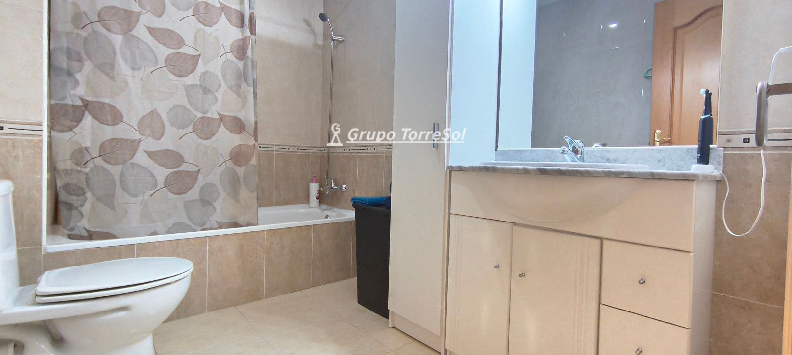 3 makuuhuone Omakotitalo myytävänä paikassa Banyeres del Penedes mukana 
autotalli - 210 000 € (Ref: 9610076)