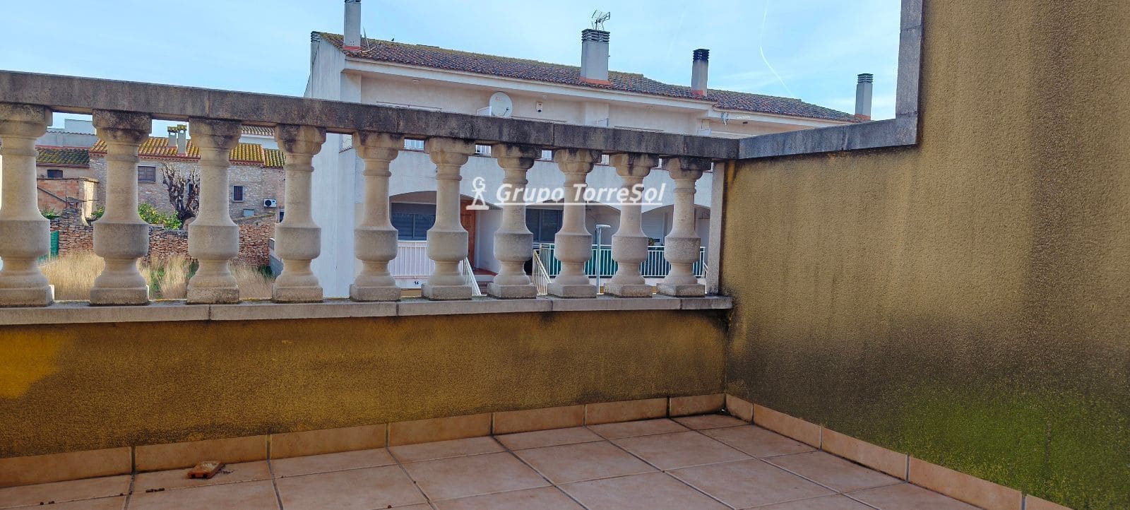 3 makuuhuone Omakotitalo myytävänä paikassa Banyeres del Penedes mukana 
autotalli - 210 000 € (Ref: 9610076)