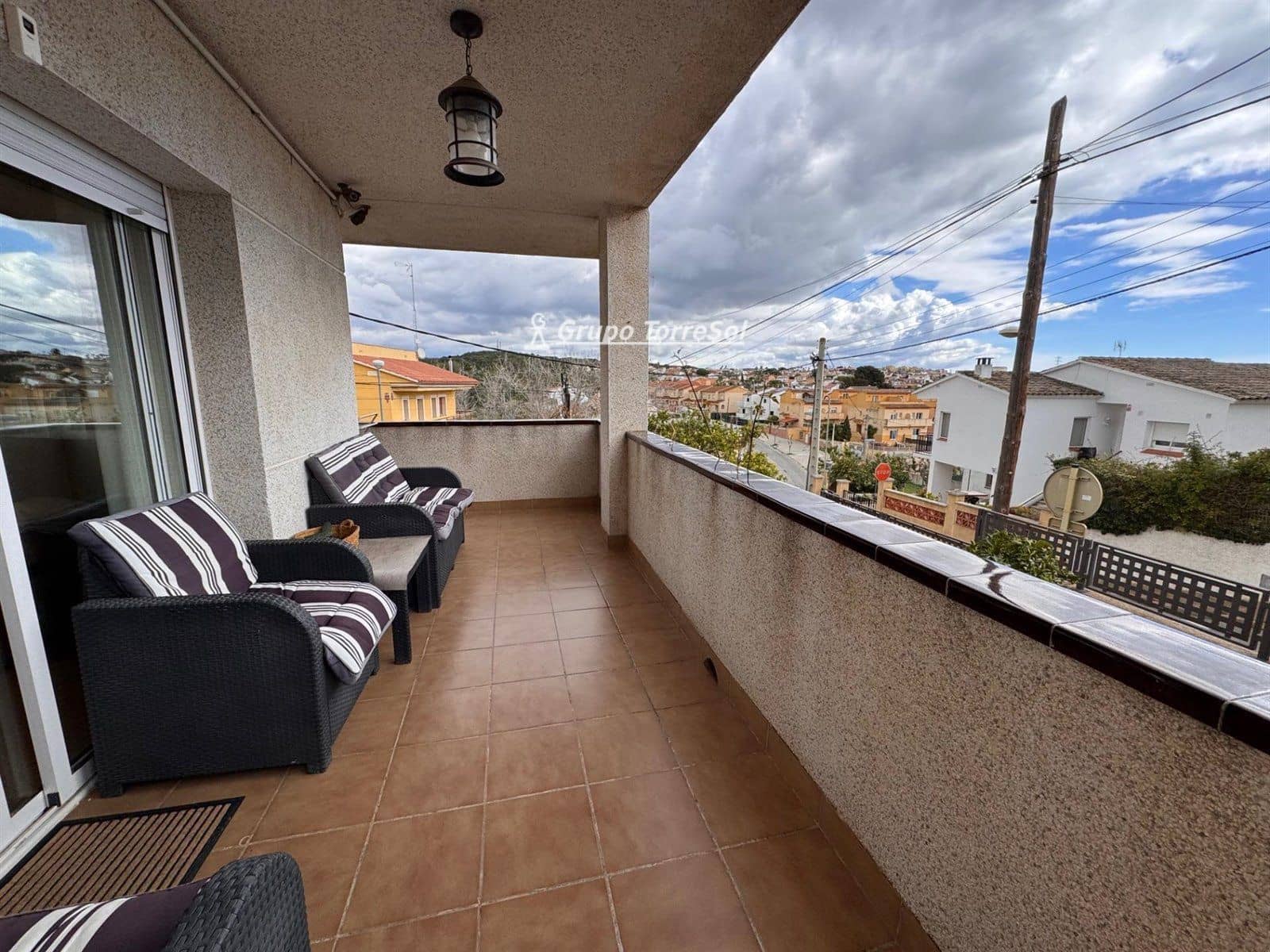 6 quarto Casa em Banda para venda em Creixell com garagem - 329 000 € (Ref: 9611873)