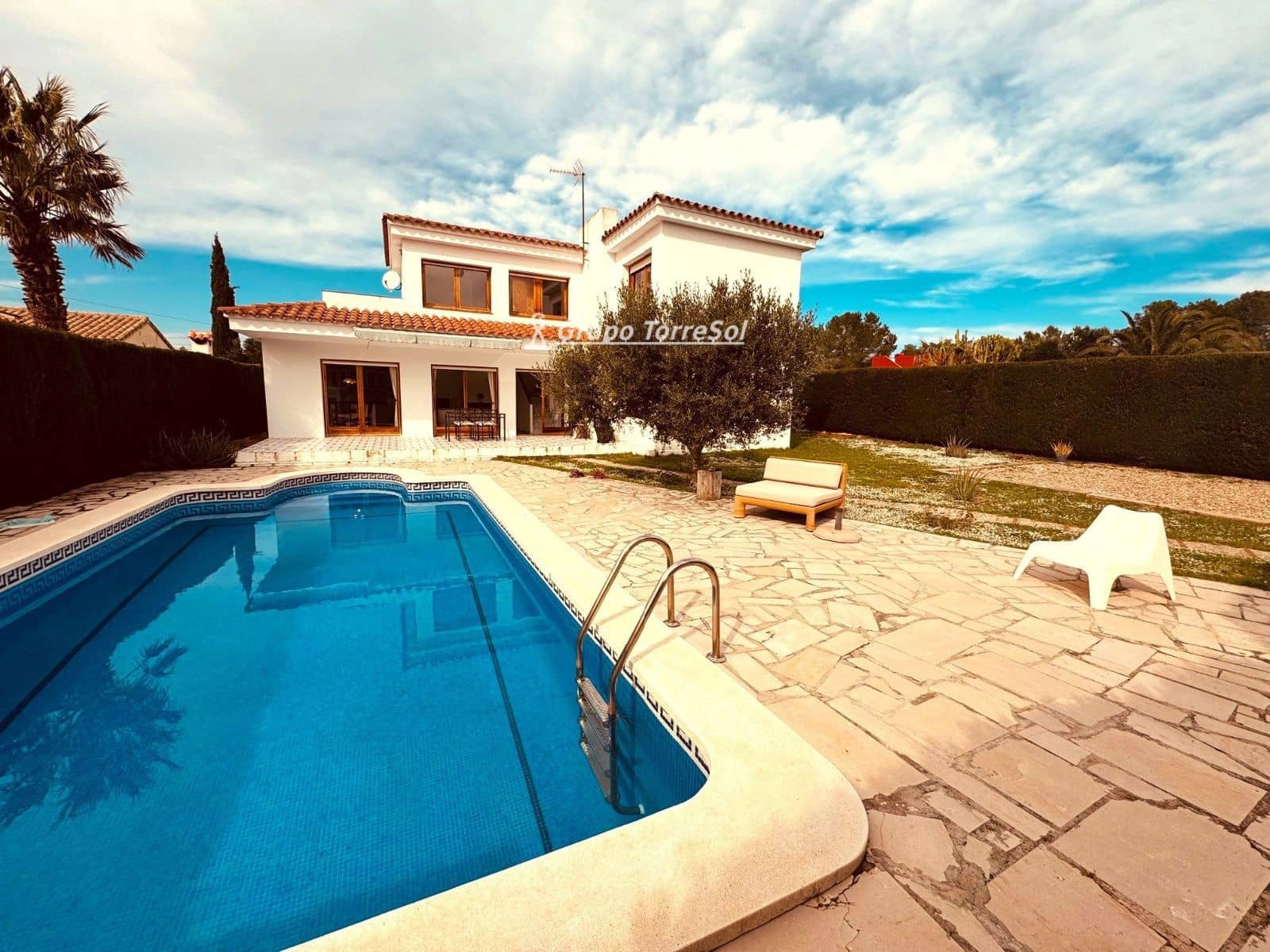 5 soverom Villa til salgs i L'Ametlla de Mar med svømmebasseng garasje - € 350 000 (Ref: 9611874)