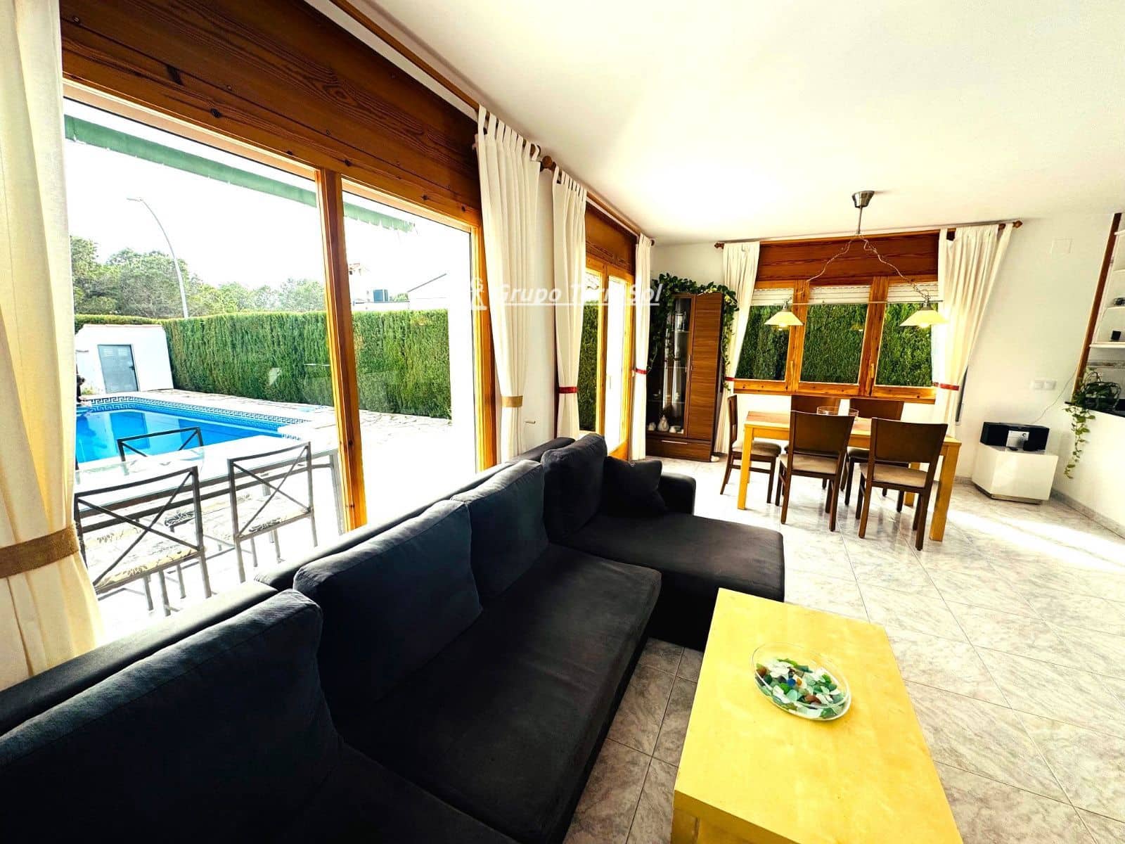 5 soverom Villa til salgs i L'Ametlla de Mar med svømmebasseng garasje - € 350 000 (Ref: 9611874)