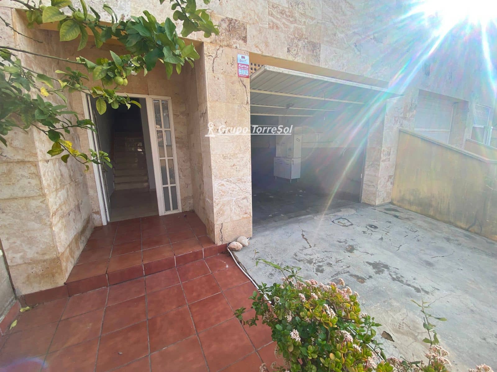 4 bedroom Townhouse for sale in Segur de Calafell with garage - € 357,000 (Ref: 9611976)