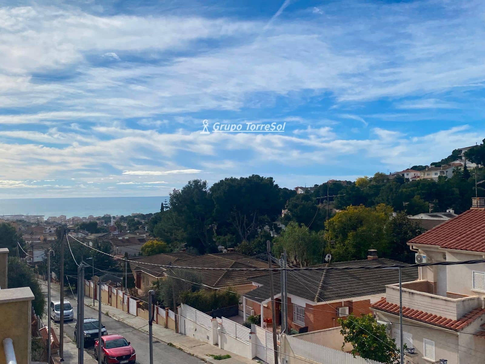 4 bedroom Townhouse for sale in Segur de Calafell with garage - € 357,000 (Ref: 9611976)