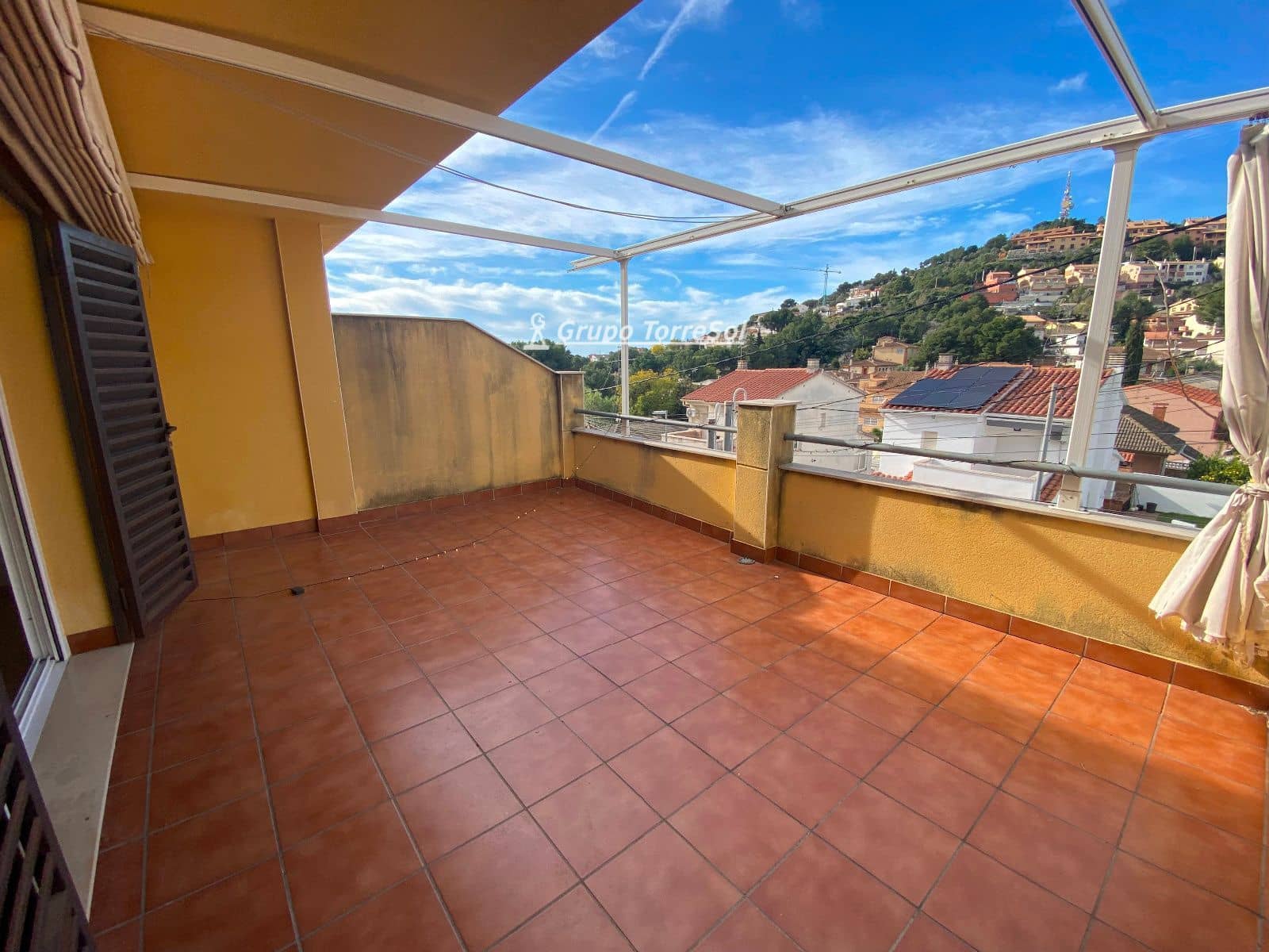 4 bedroom Townhouse for sale in Segur de Calafell with garage - € 357,000 (Ref: 9611976)