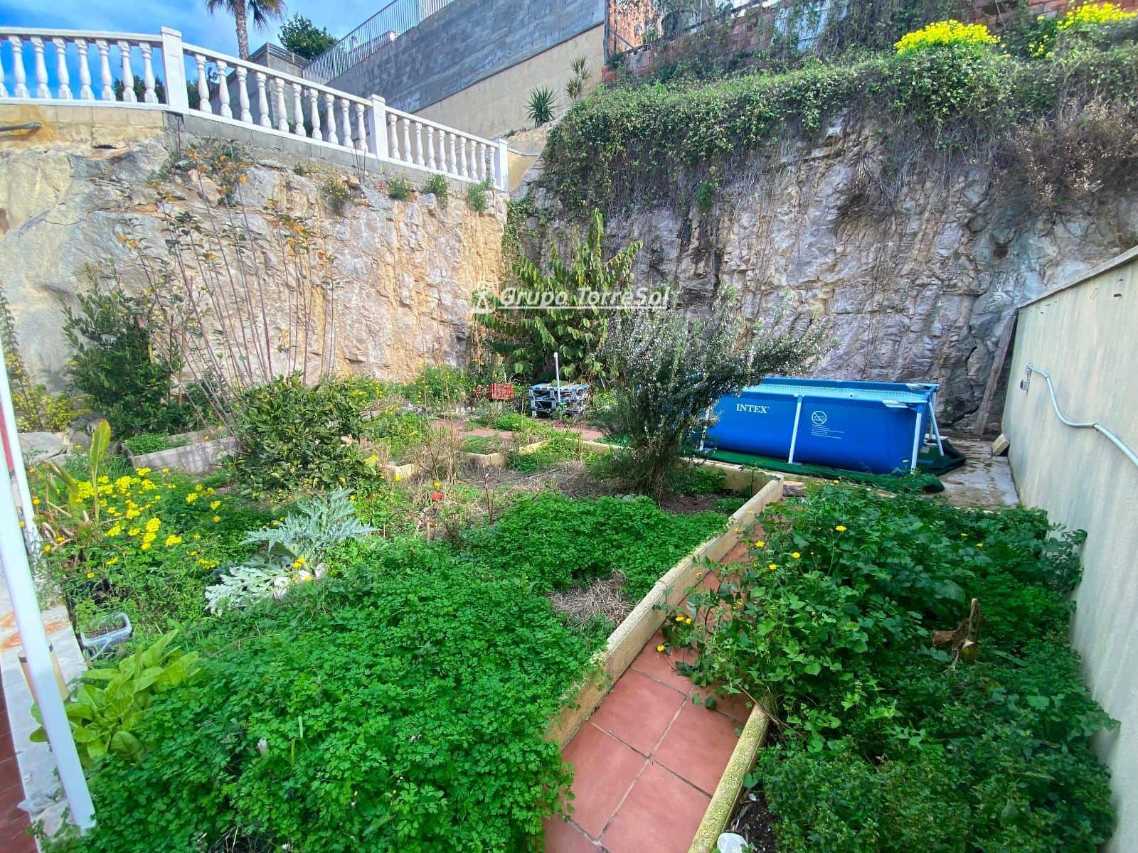 4 bedroom Townhouse for sale in Segur de Calafell with garage - € 357,000 (Ref: 9611976)