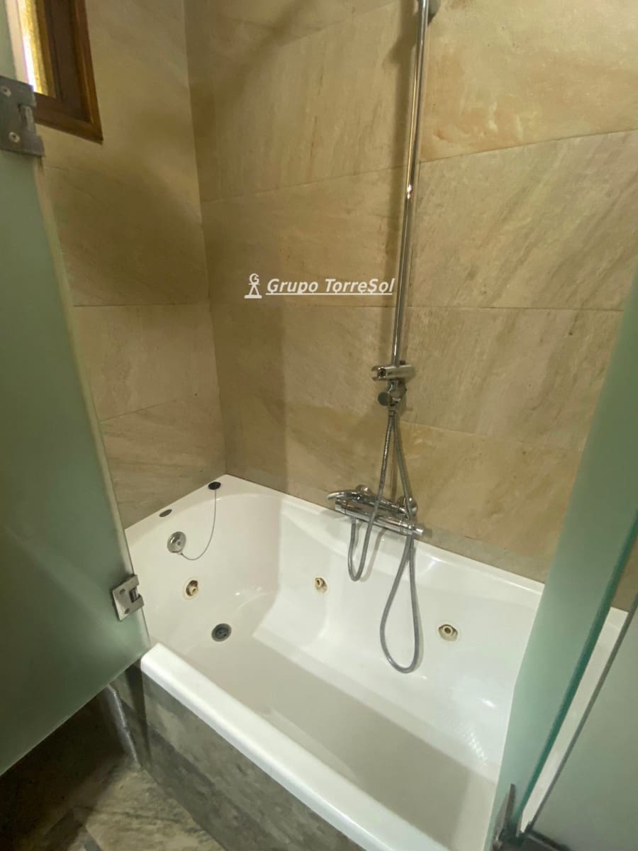 5 sypialnia Willa na sprzedaż w Cunit z basenem garażem - 399 000 € (Ref: 9611978)