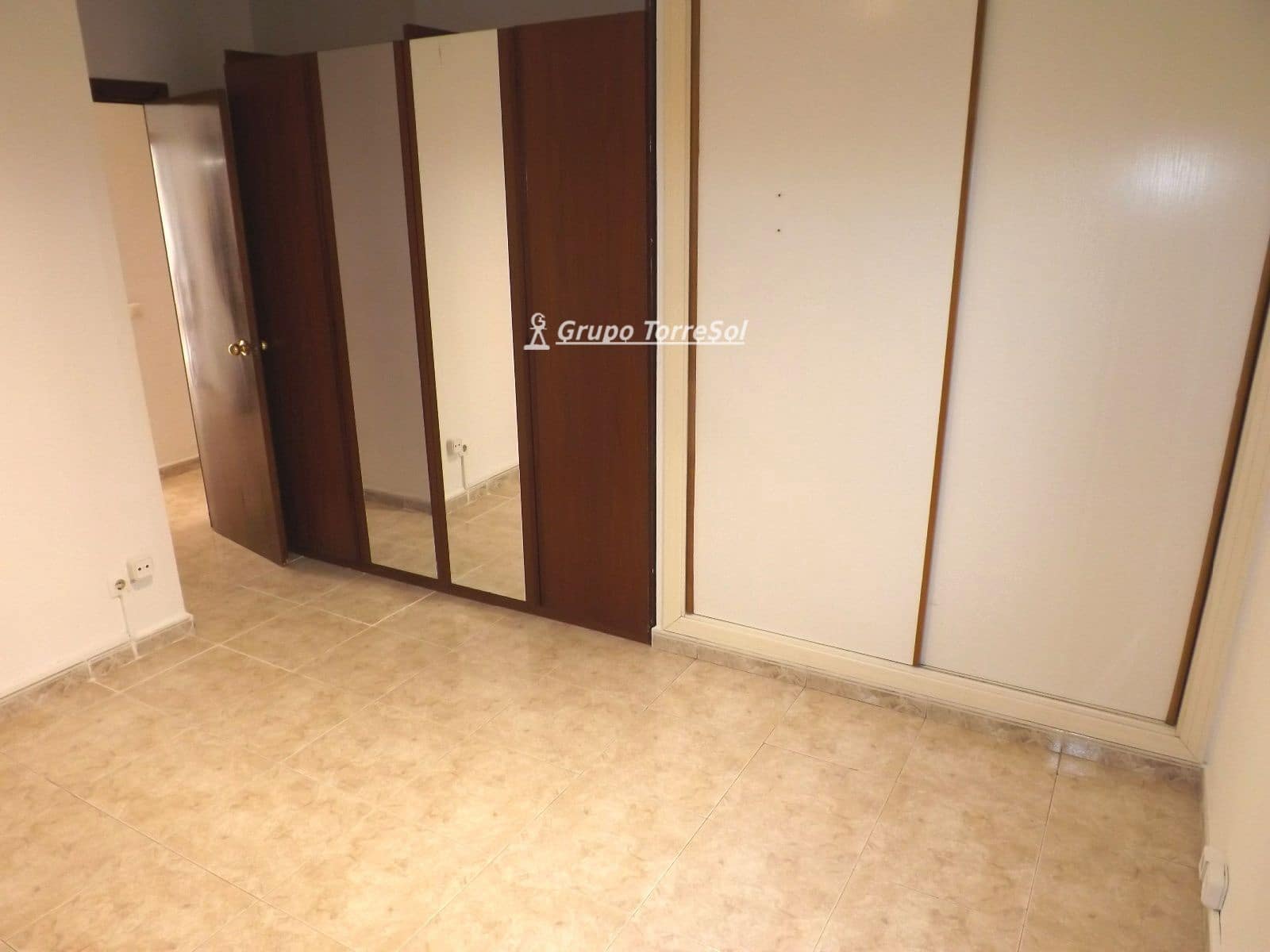 4 slaapkamer Penthouse te koop in Calafell met zwembad garage - € 297.000 (Ref: 9622906)