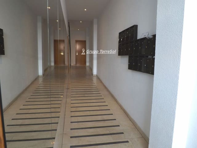 4 slaapkamer Penthouse te koop in Calafell met zwembad garage - € 297.000 (Ref: 9622906)