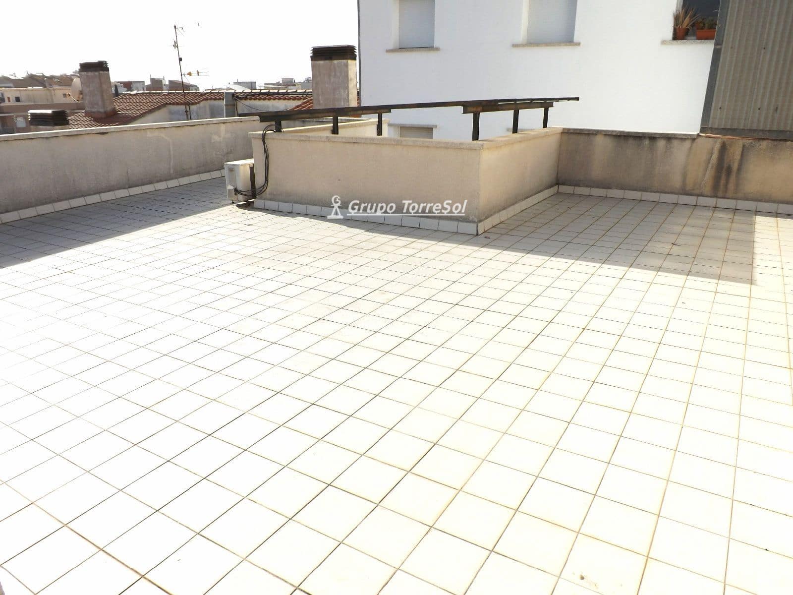 4 slaapkamer Penthouse te koop in Calafell met zwembad garage - € 297.000 (Ref: 9622906)