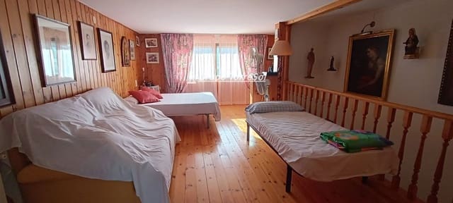 4 sovrum Hus till salu i Coma-Ruga, El Vendrell med garage - 315 000 € (Ref: 9626516)