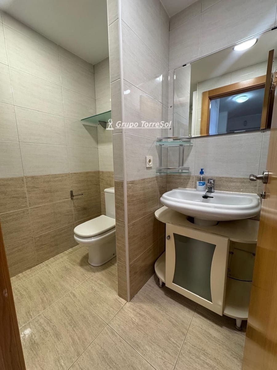 4 makuuhuone Omakotitalo myytävänä paikassa Roda de Bara mukana uima-altaan - 240 000 € (Ref: 9626517)