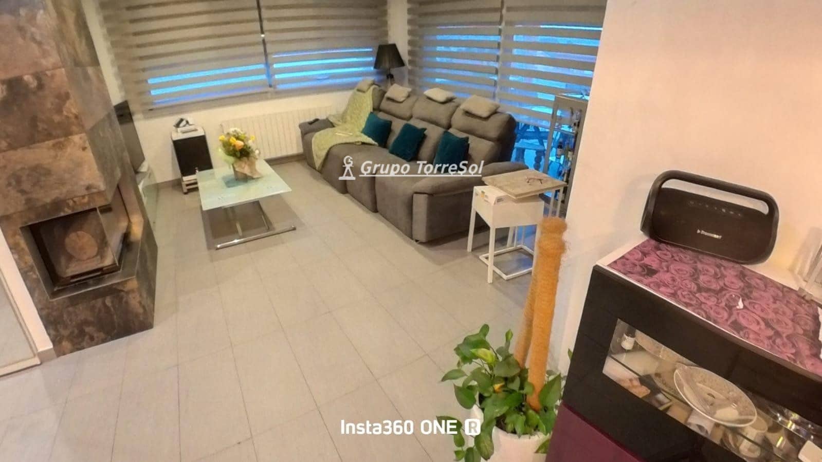 4 soveværelse Villa til salg i El Vendrell med swimmingpool garage - € 465.000 (Ref: 9626518)