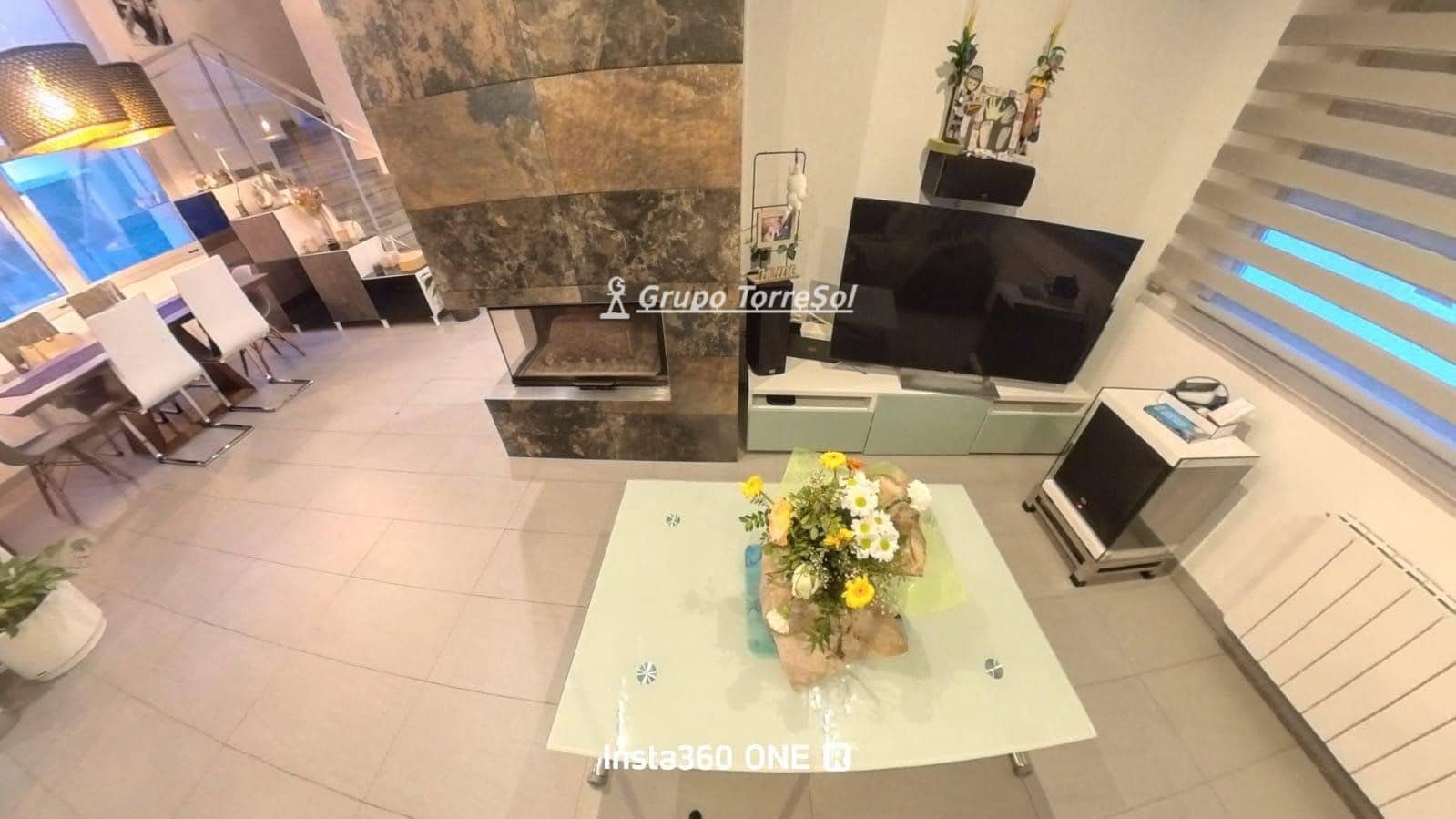 4 soveværelse Villa til salg i El Vendrell med swimmingpool garage - € 465.000 (Ref: 9626518)