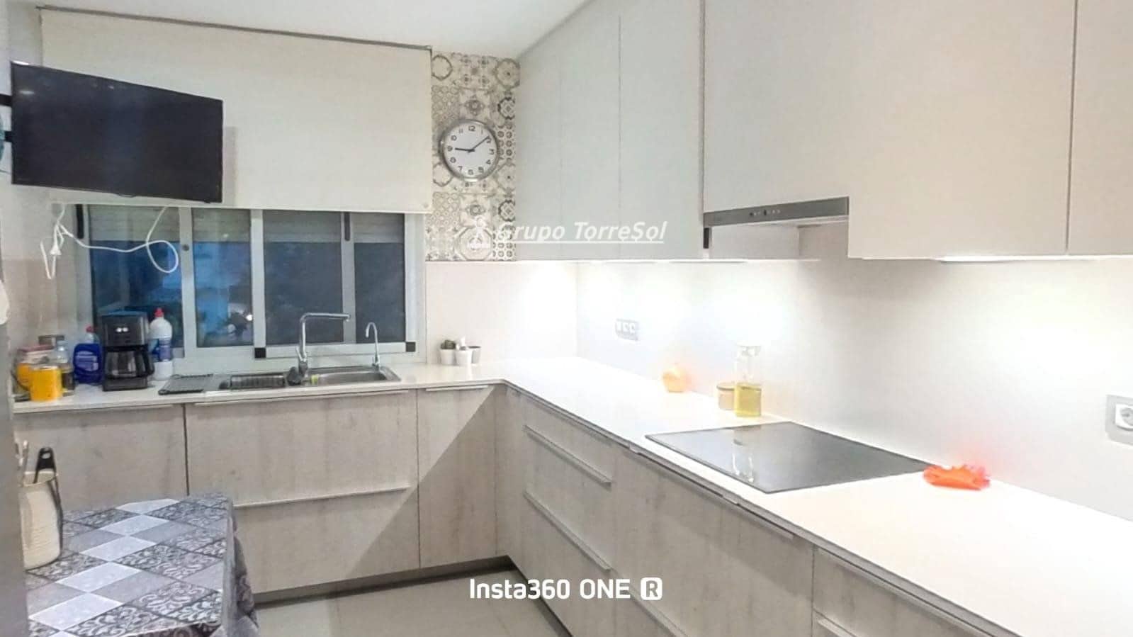 4 soveværelse Villa til salg i El Vendrell med swimmingpool garage - € 465.000 (Ref: 9626518)