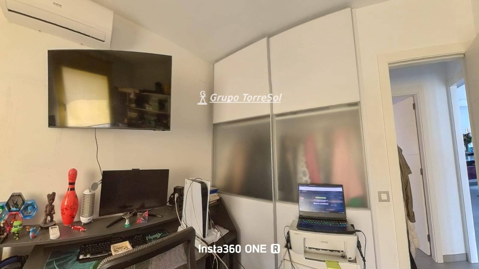 4 soveværelse Villa til salg i El Vendrell med swimmingpool garage - € 465.000 (Ref: 9626518)