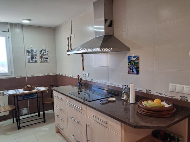 4 bedroom Flat for sale in Calafell - € 259,900 (Ref: 9629236)
