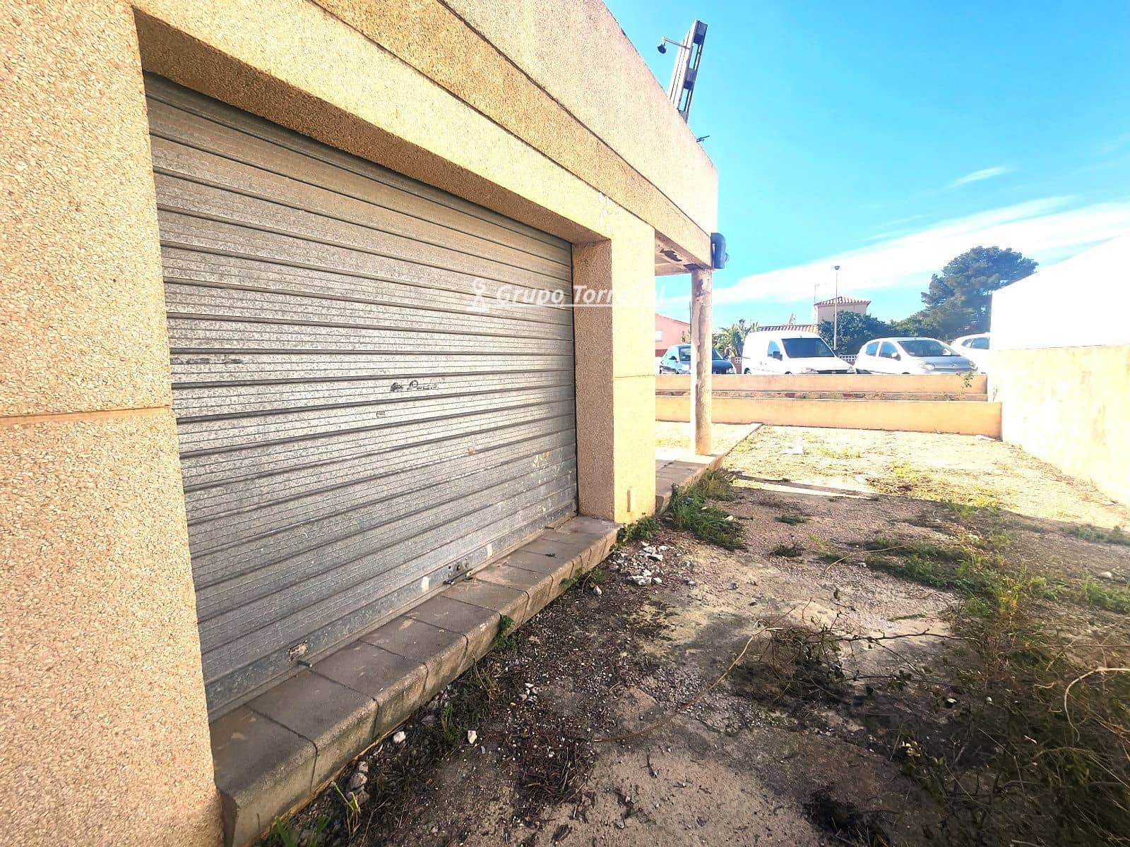 Commercial for sale in La Pobla de Montornes - € 59,900 (Ref: 9629503)